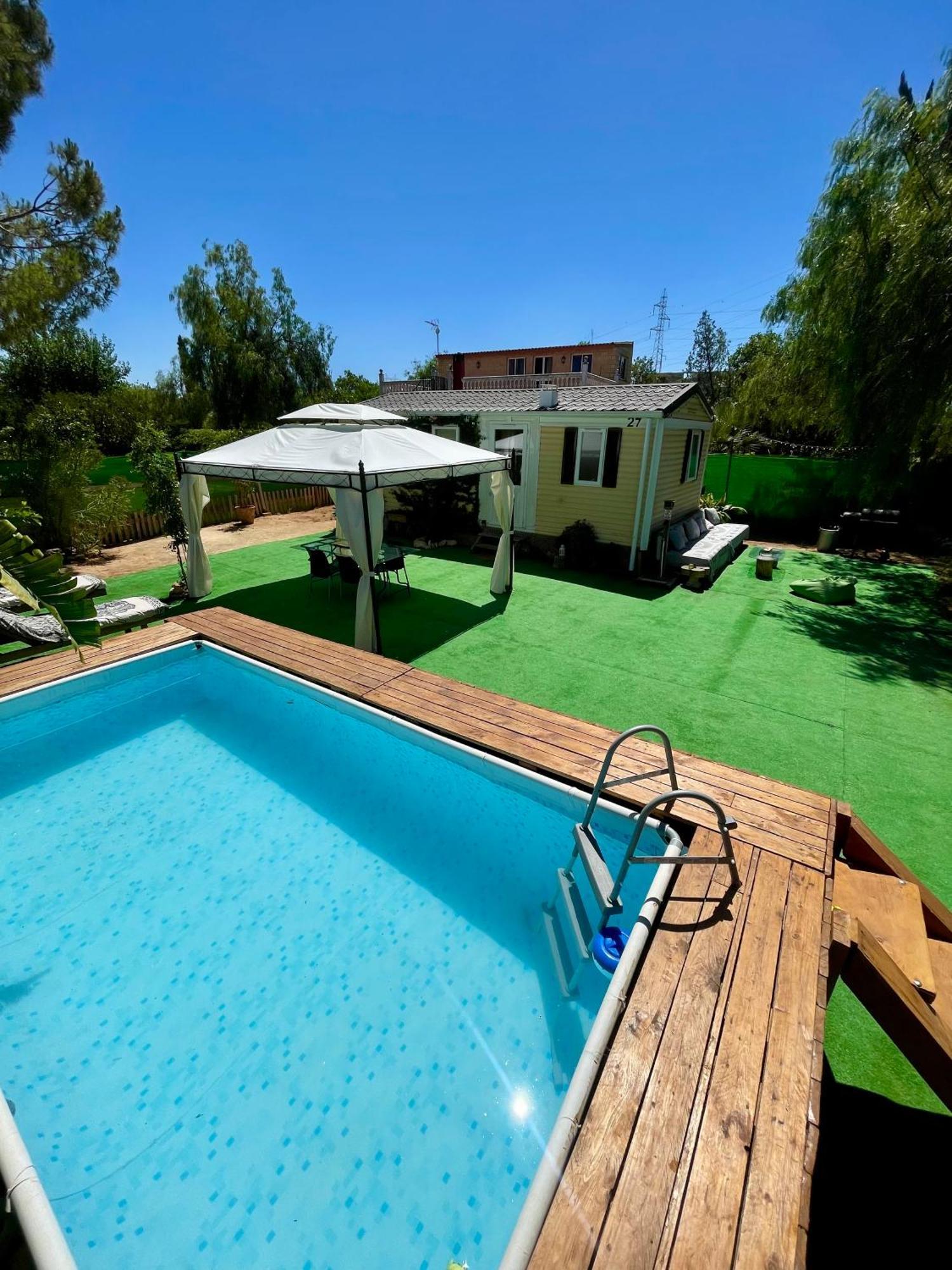 Nomada, Chalet Con Piscina En Alcala De Guadaira Bagian luar foto